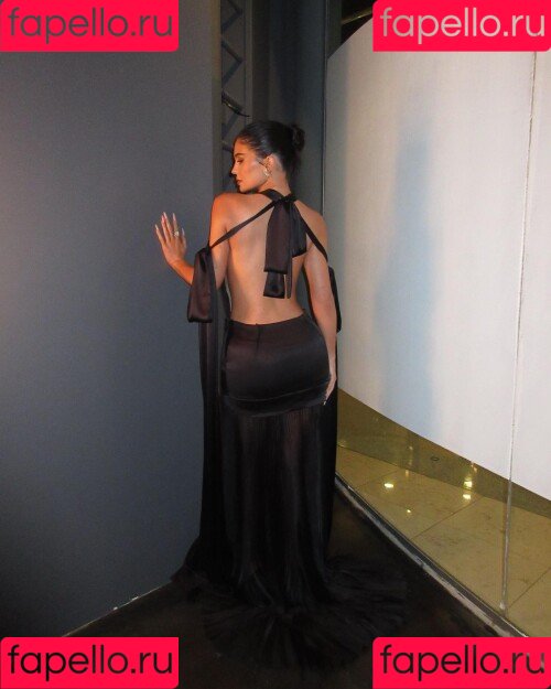 Kylie Jenner Onlyfans Photo Gallery 