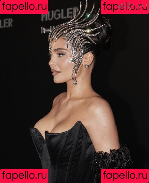 Kylie Jenner Onlyfans Photo Gallery 