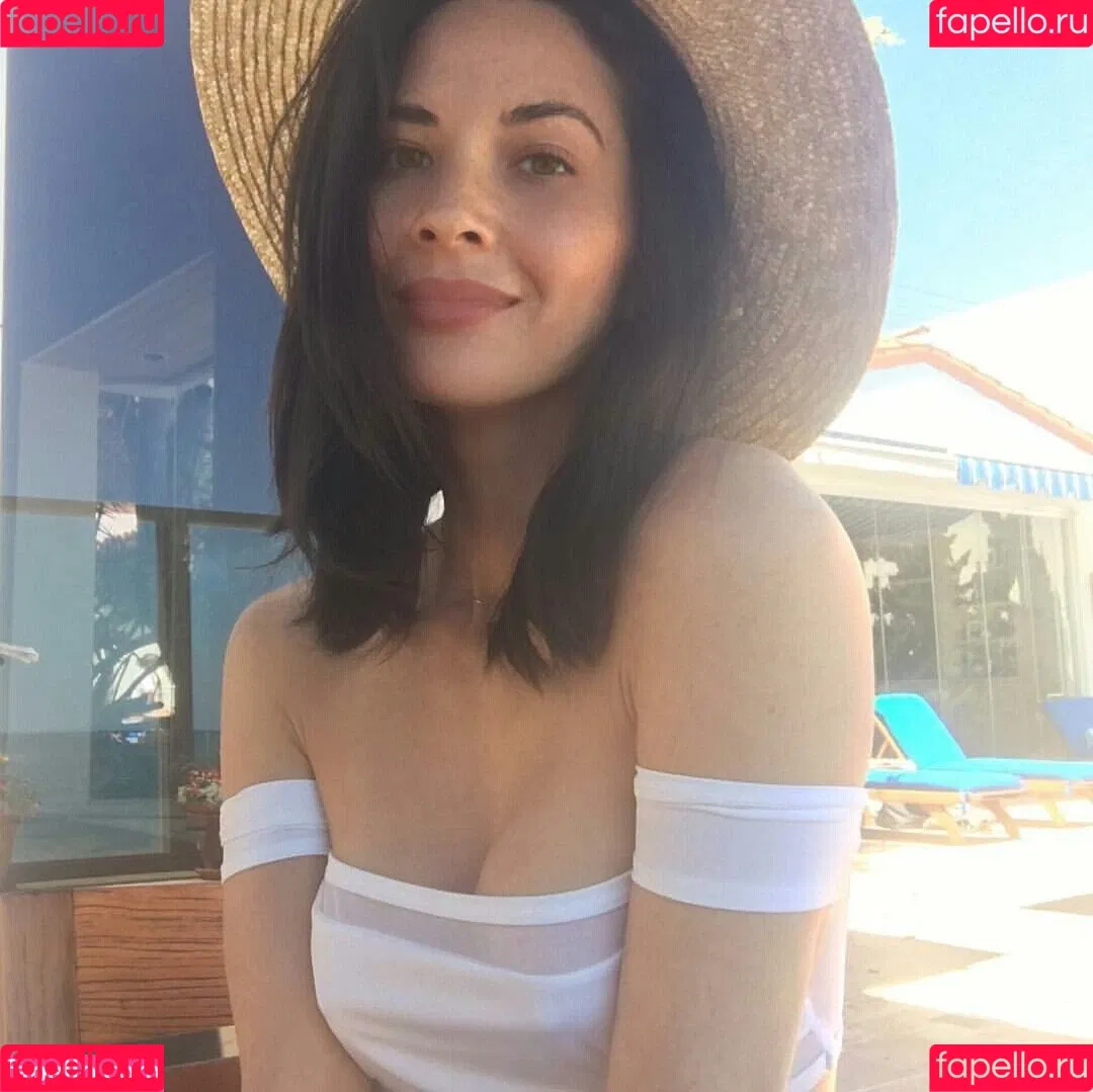 Olivia Munn Onlyfans Photo Gallery 