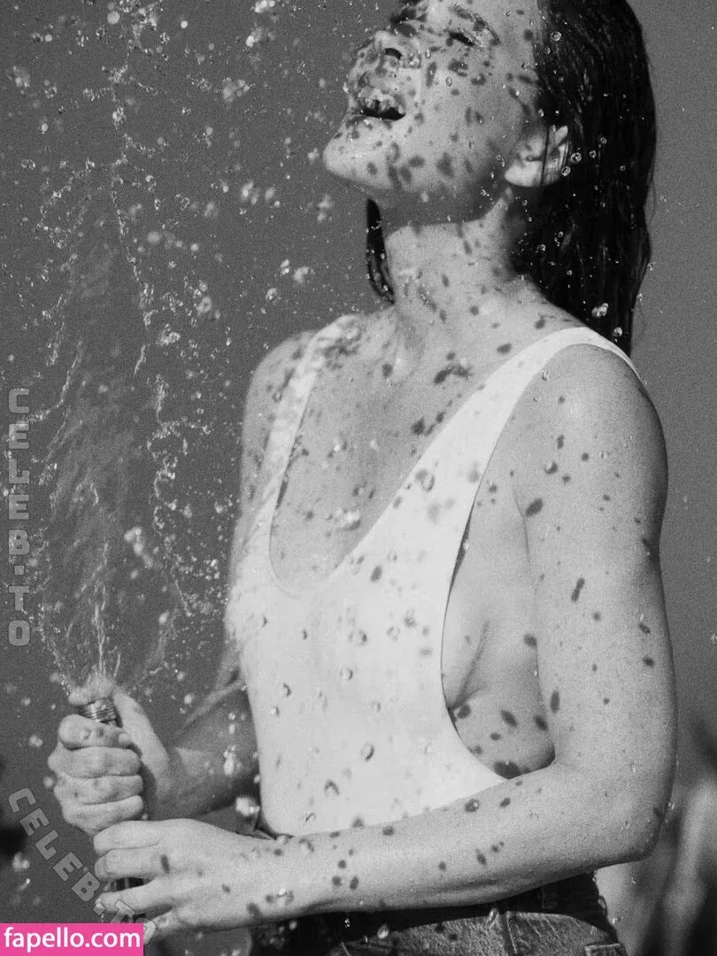 Olivia Munn Onlyfans Photo Gallery 