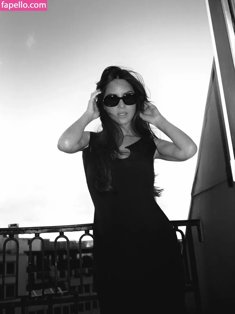 Olivia Munn Onlyfans Photo Gallery 