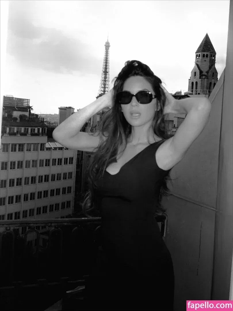 Olivia Munn Onlyfans Photo Gallery 