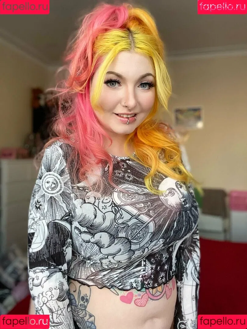 nayrusuicide Onlyfans Photo Gallery 