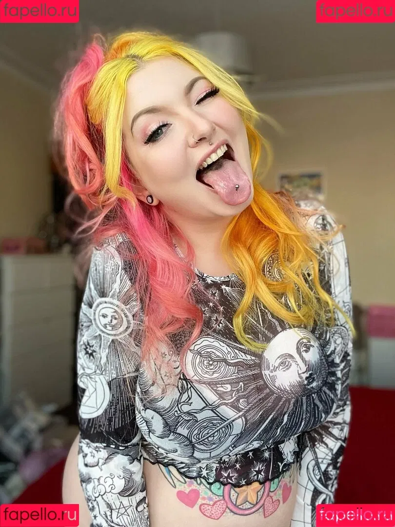 nayrusuicide Onlyfans Photo Gallery 