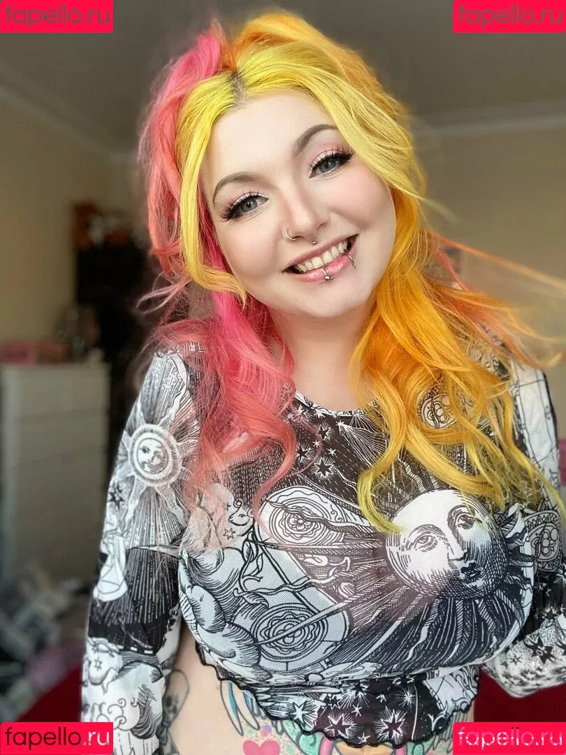 nayrusuicide Onlyfans Photo Gallery 