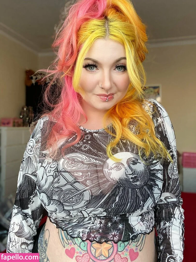 nayrusuicide Onlyfans Photo Gallery 