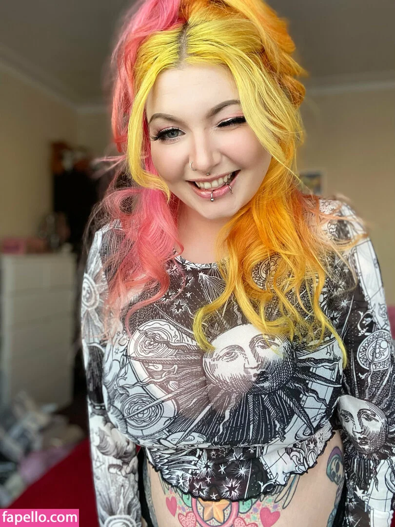 nayrusuicide Onlyfans Photo Gallery 