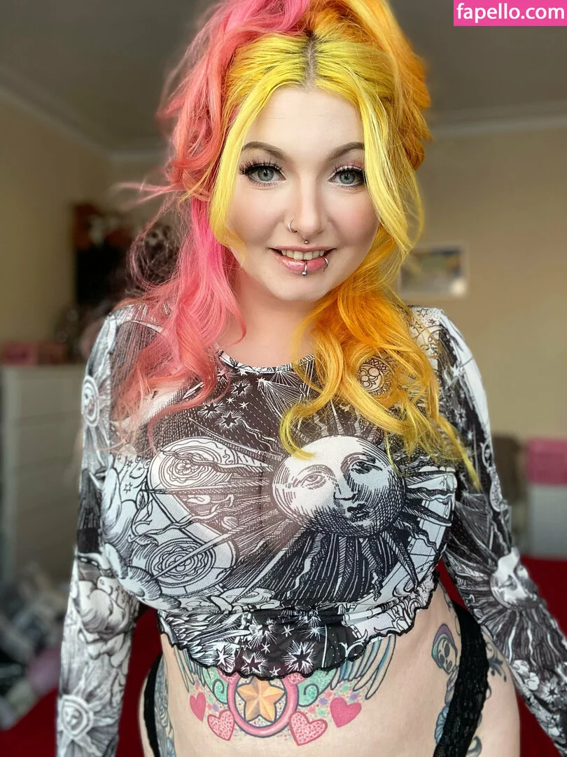 nayrusuicide Onlyfans Photo Gallery 