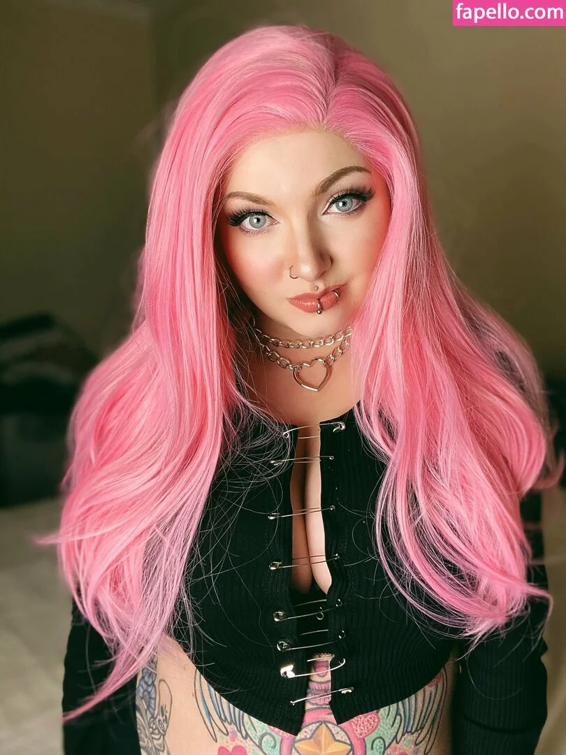 nayrusuicide Onlyfans Photo Gallery 