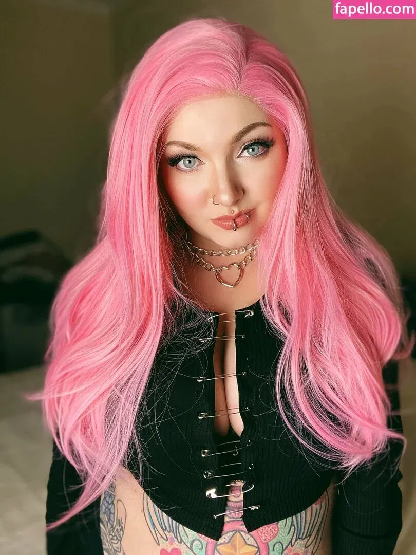 nayrusuicide Onlyfans Photo Gallery 