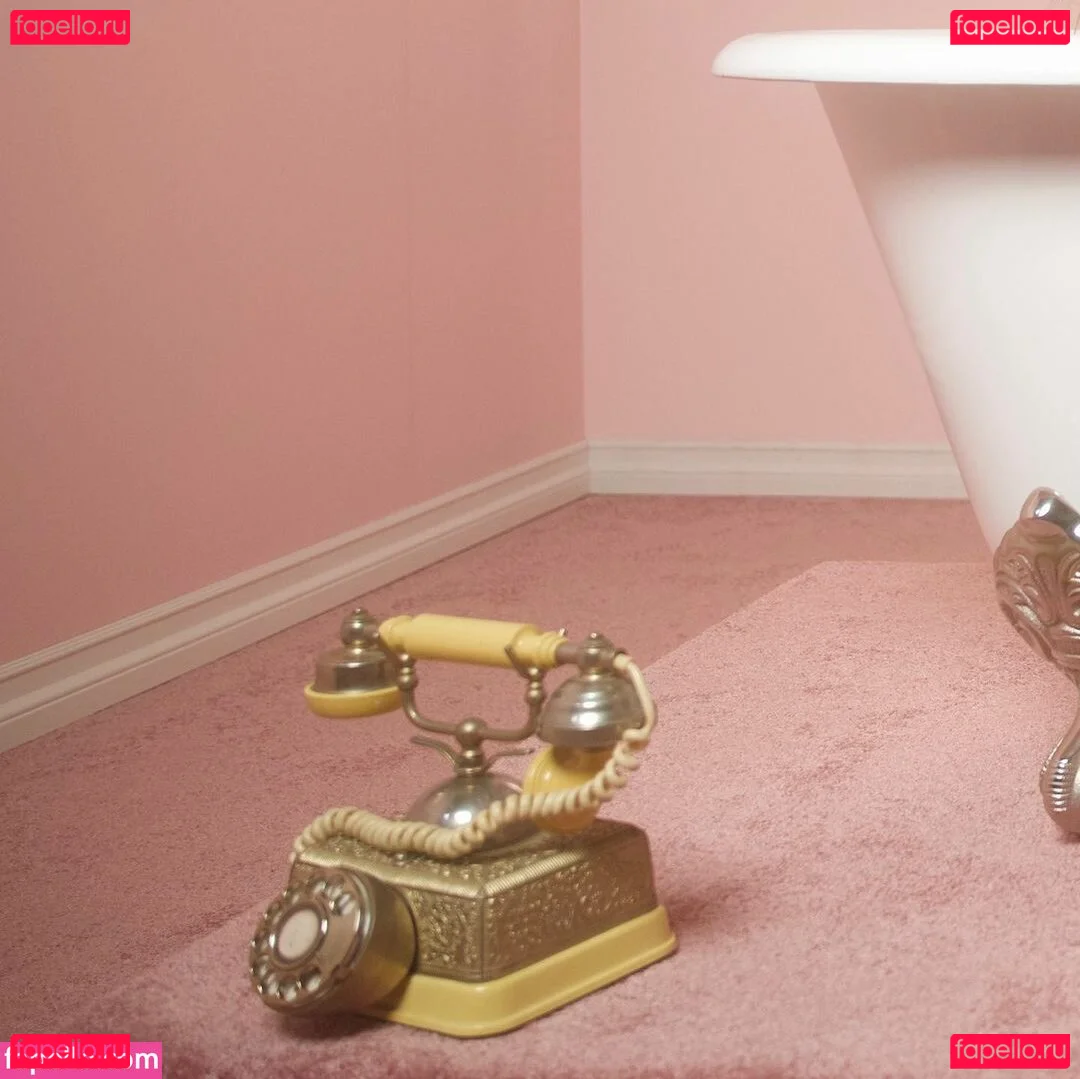 Spencer Grammer Onlyfans Photo Gallery 