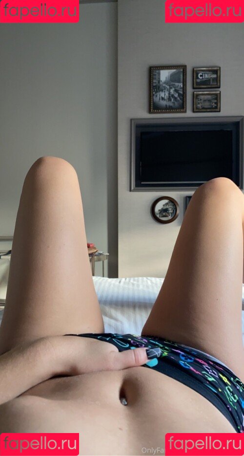 Stellaspears Onlyfans Photo Gallery 