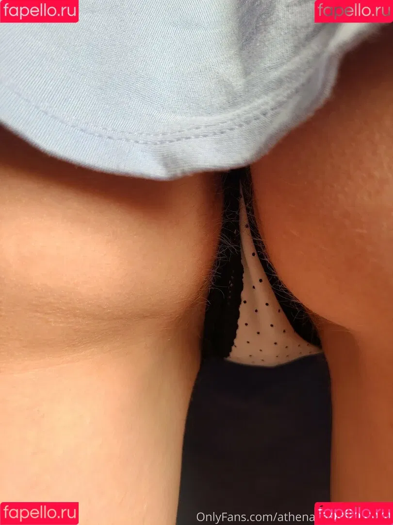 athenaeeveesqueeks Onlyfans Photo Gallery 