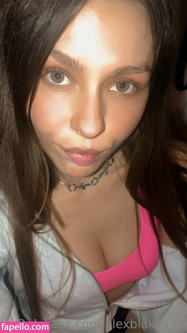 alexblake420 Onlyfans Photo Gallery 