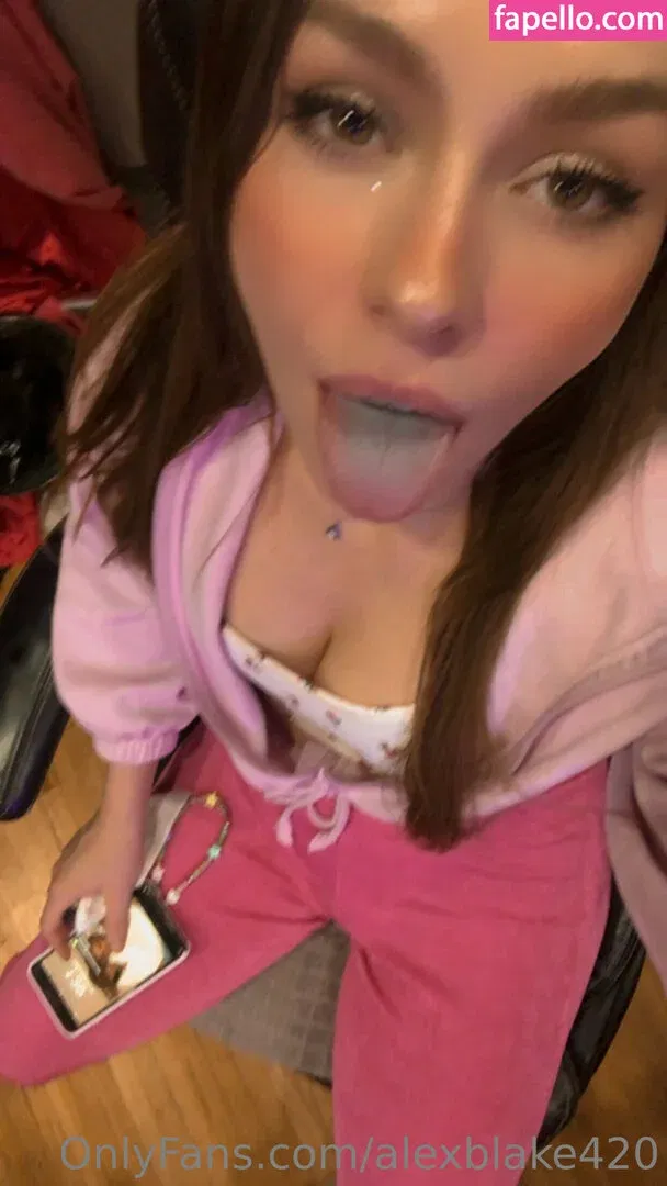 alexblake420 Onlyfans Photo Gallery 