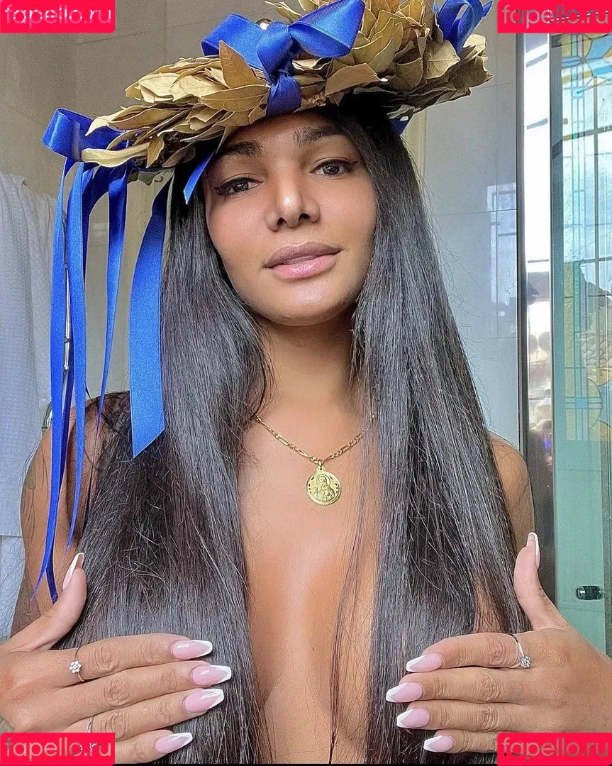 Krissttal Ruizz Onlyfans Photo Gallery 
