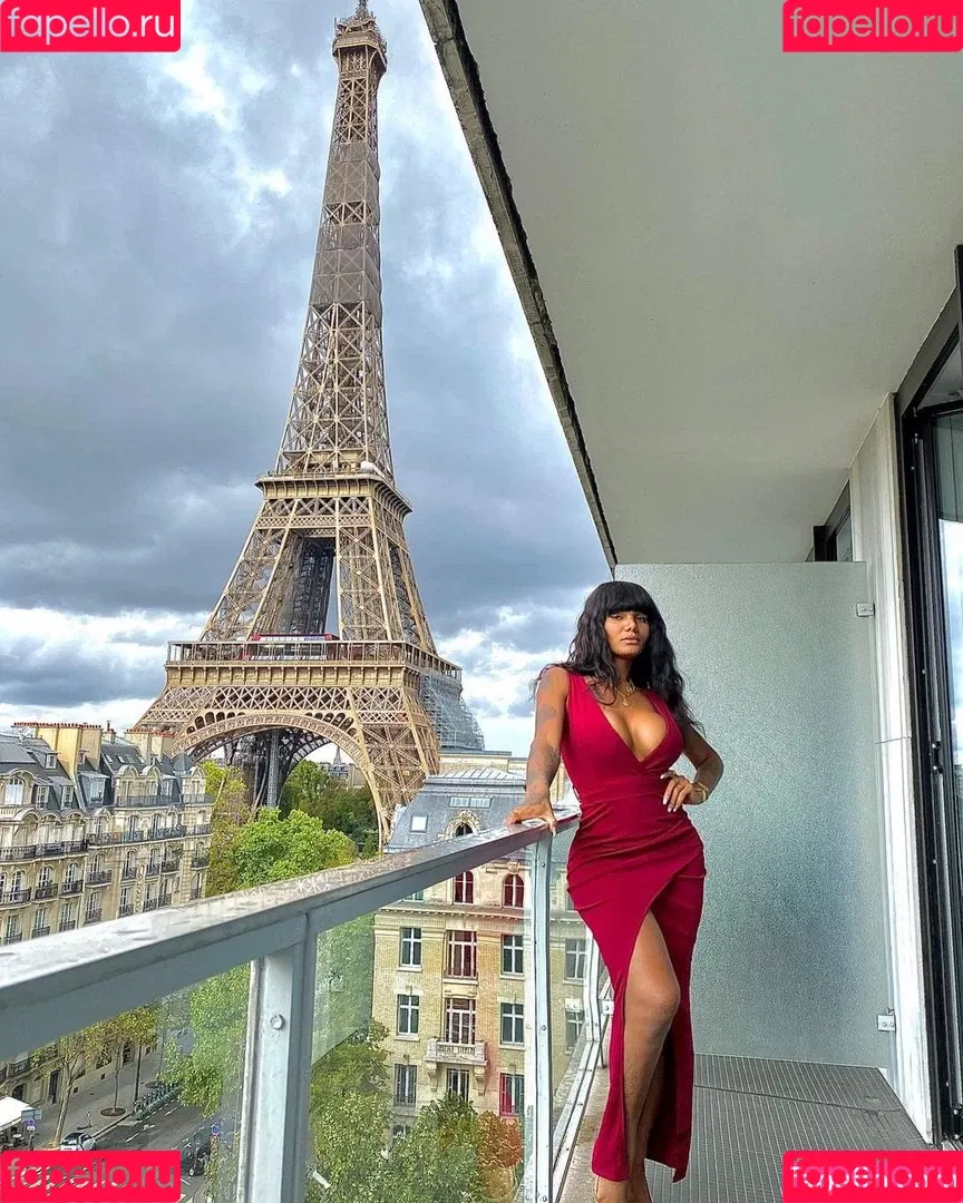 Krissttal Ruizz Onlyfans Photo Gallery 