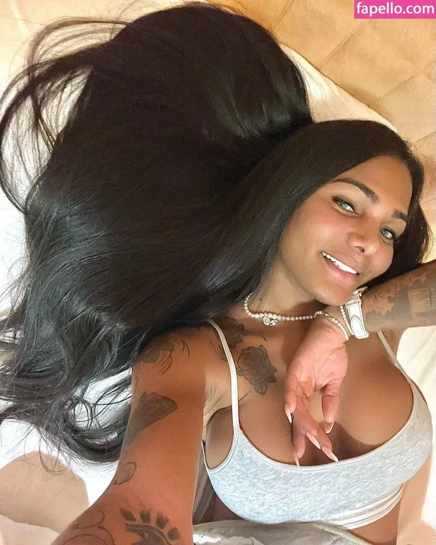 Krissttal Ruizz Onlyfans Photo Gallery 