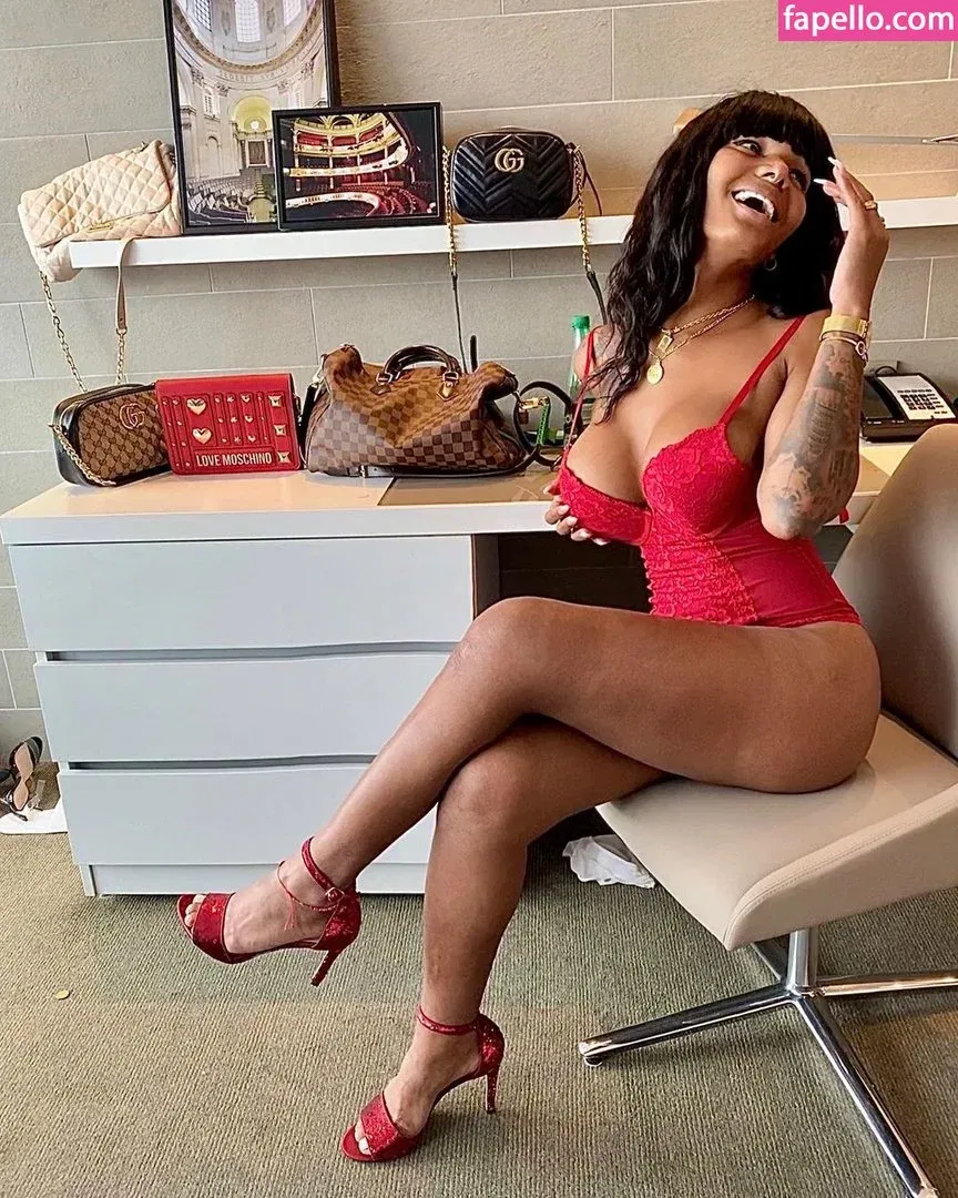 Krissttal Ruizz Onlyfans Photo Gallery 