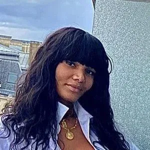 Krissttal Ruizz Onlyfans Photo Gallery 