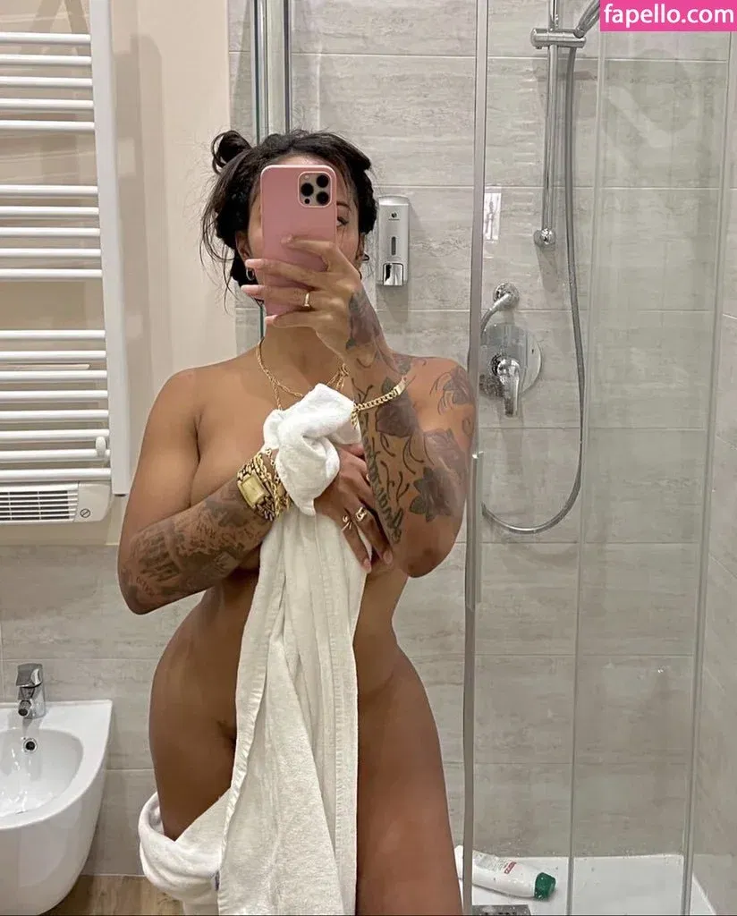 Krissttal Ruizz Onlyfans Photo Gallery 