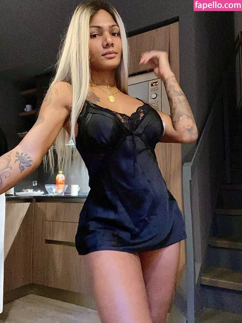 Krissttal Ruizz Onlyfans Photo Gallery 