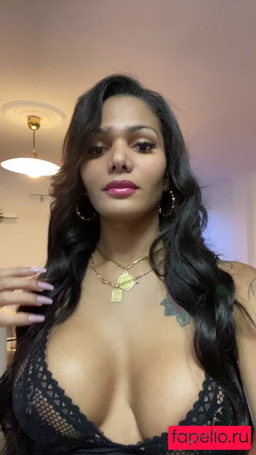 Krissttal Ruizz Onlyfans Photo Gallery 