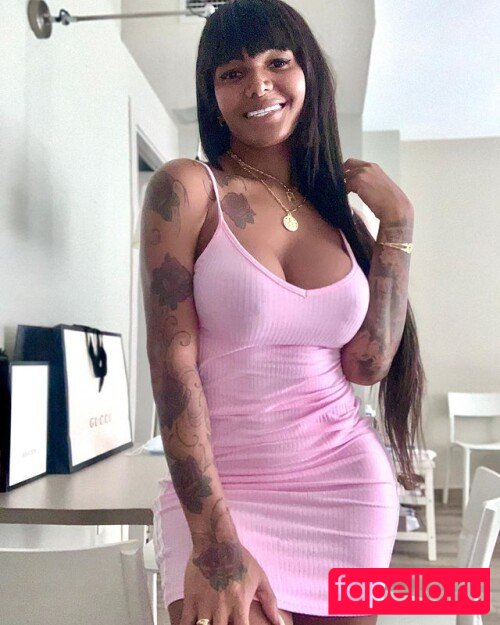 Krissttal Ruizz Onlyfans Photo Gallery 