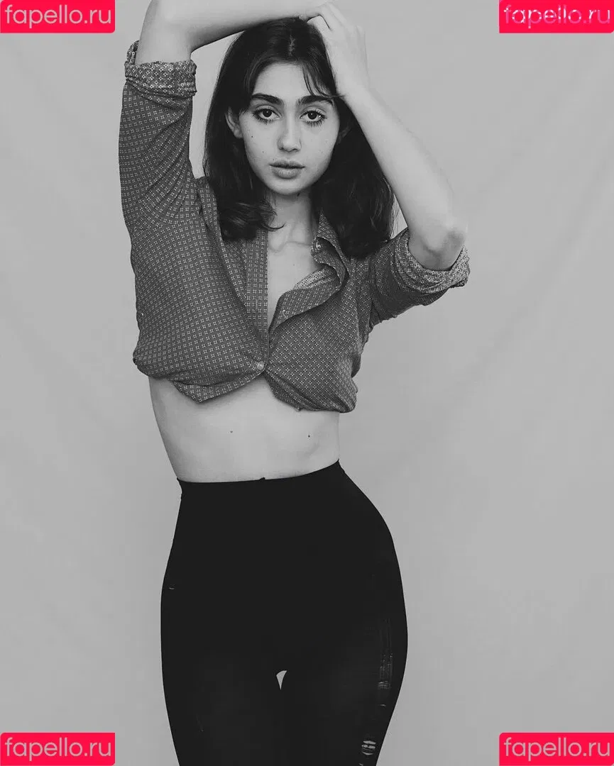 caterpillareyebrow Onlyfans Photo Gallery 