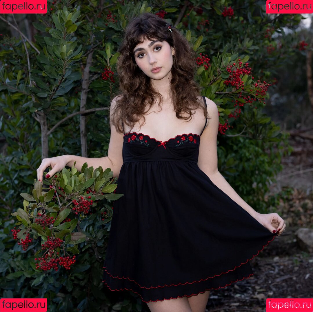 caterpillareyebrow Onlyfans Photo Gallery 