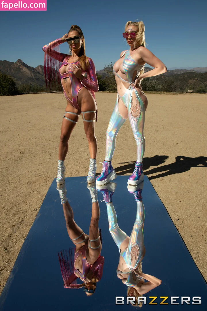 Azul Hermosa Onlyfans Photo Gallery 