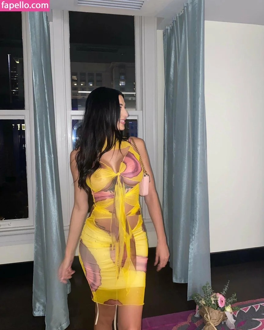 Azul Hermosa Onlyfans Photo Gallery 