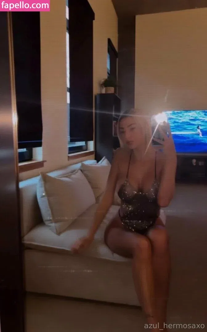 Azul Hermosa Onlyfans Photo Gallery 