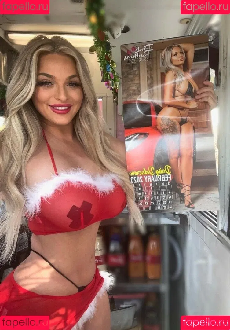 Daisy Delacroix Onlyfans Photo Gallery 