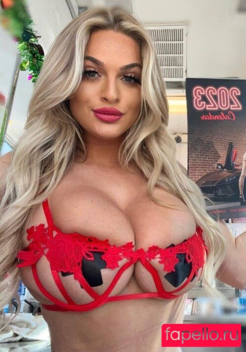 Daisy Delacroix Onlyfans Photo Gallery 