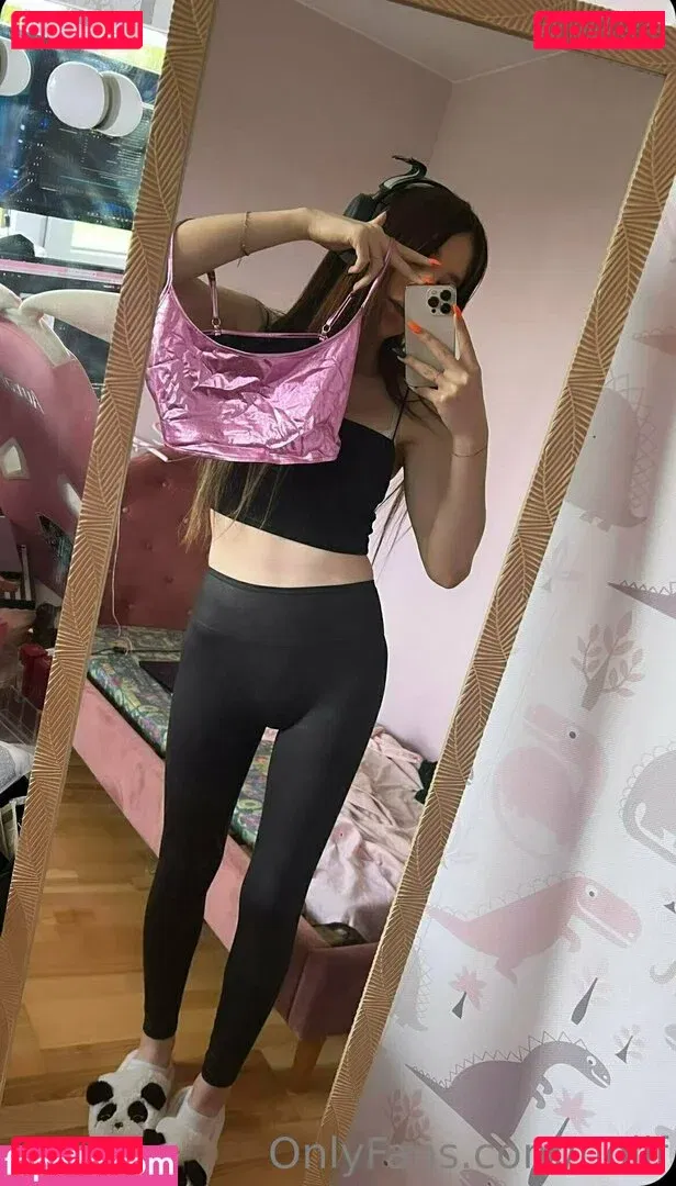 NOLIF Onlyfans Photo Gallery 