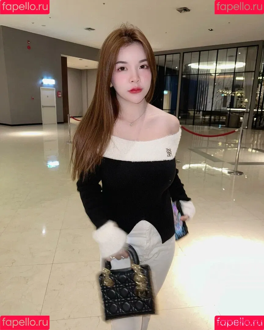 Wanvisa Yodprasart Onlyfans Photo Gallery 