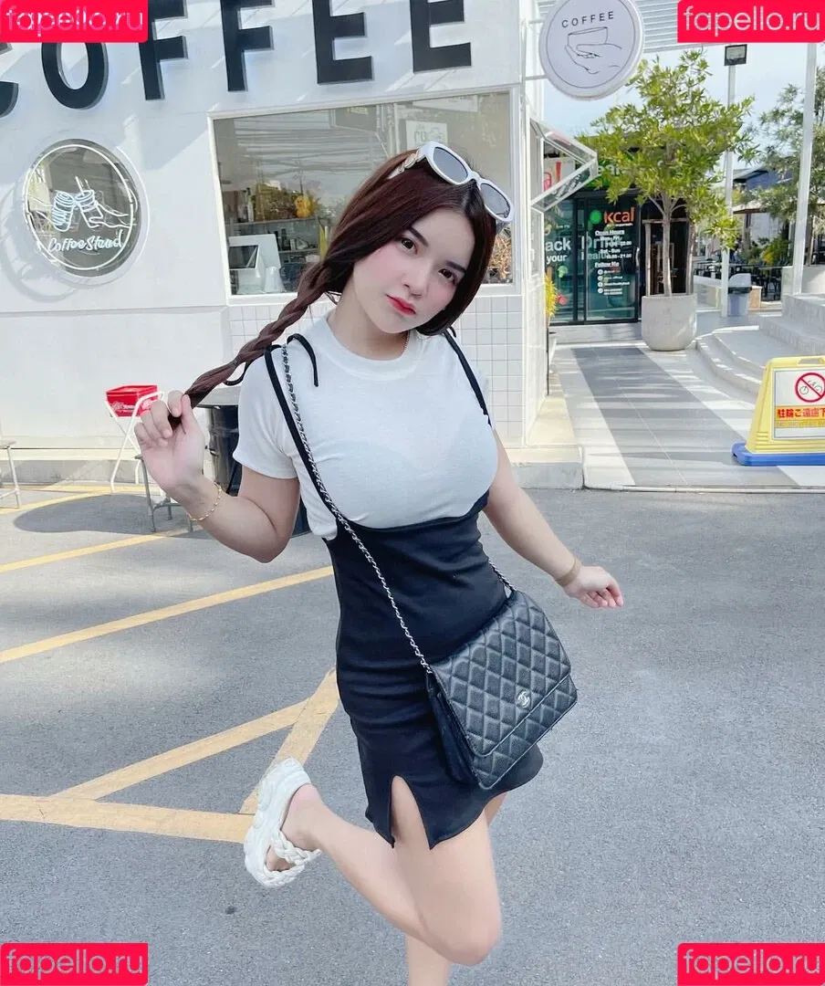 Wanvisa Yodprasart Onlyfans Photo Gallery 