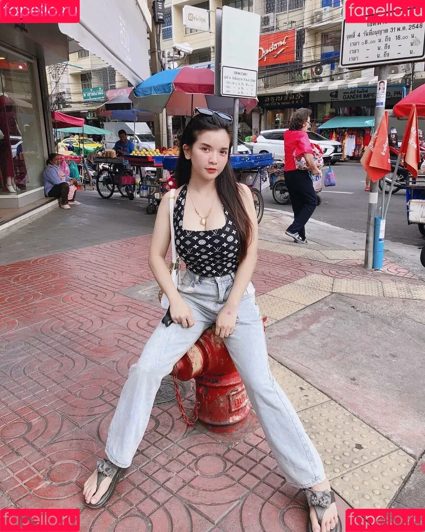 Wanvisa Yodprasart Onlyfans Photo Gallery 