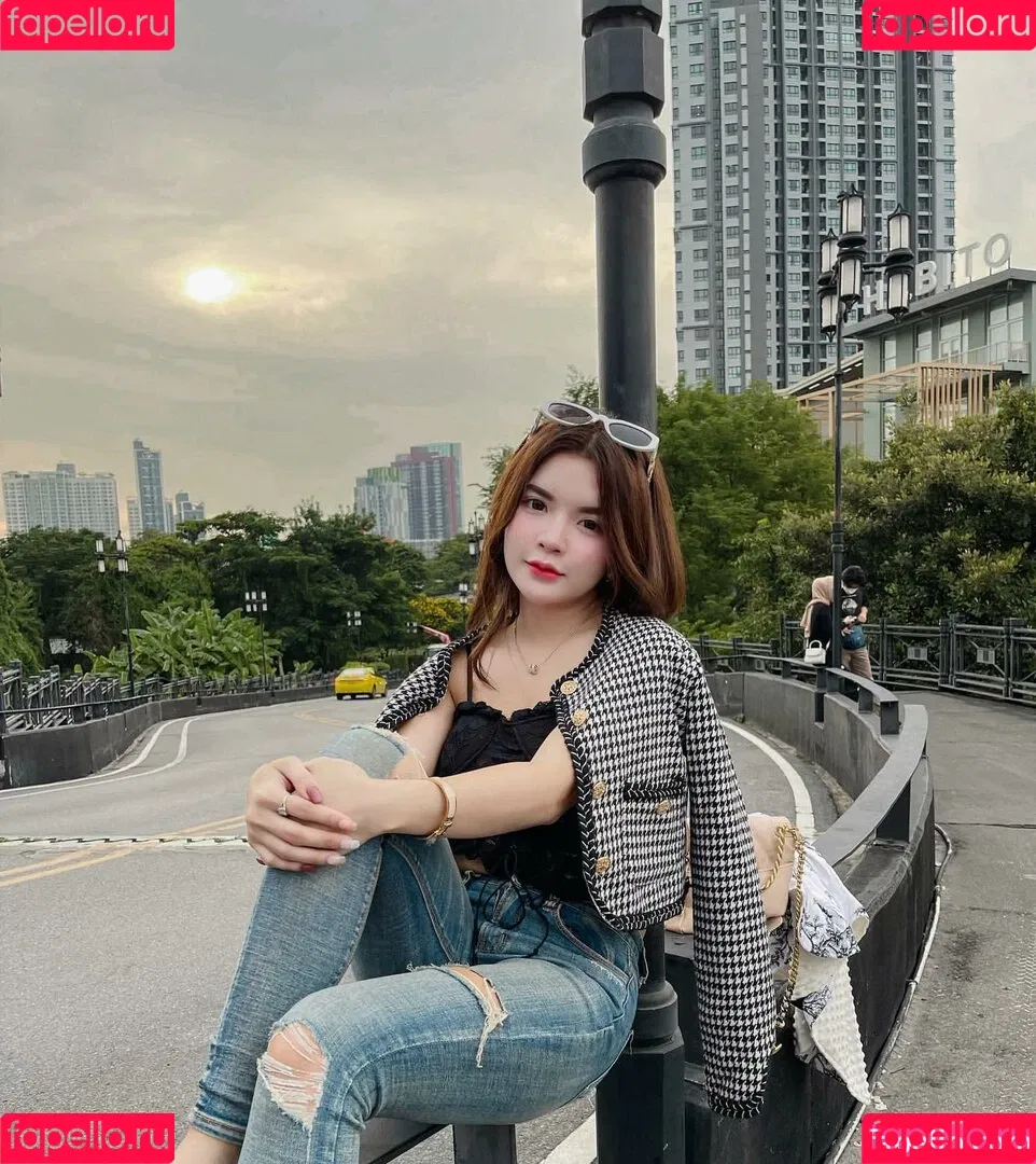 Wanvisa Yodprasart Onlyfans Photo Gallery 