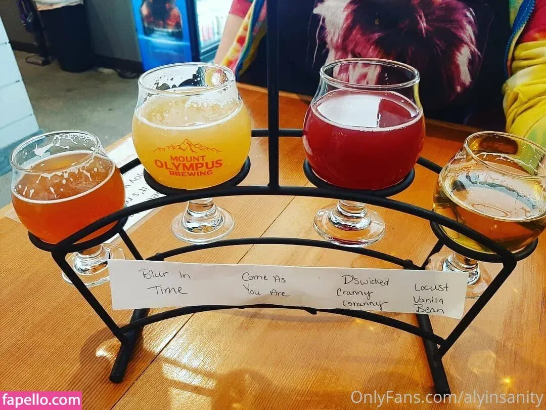 amy.insanity Onlyfans Photo Gallery 