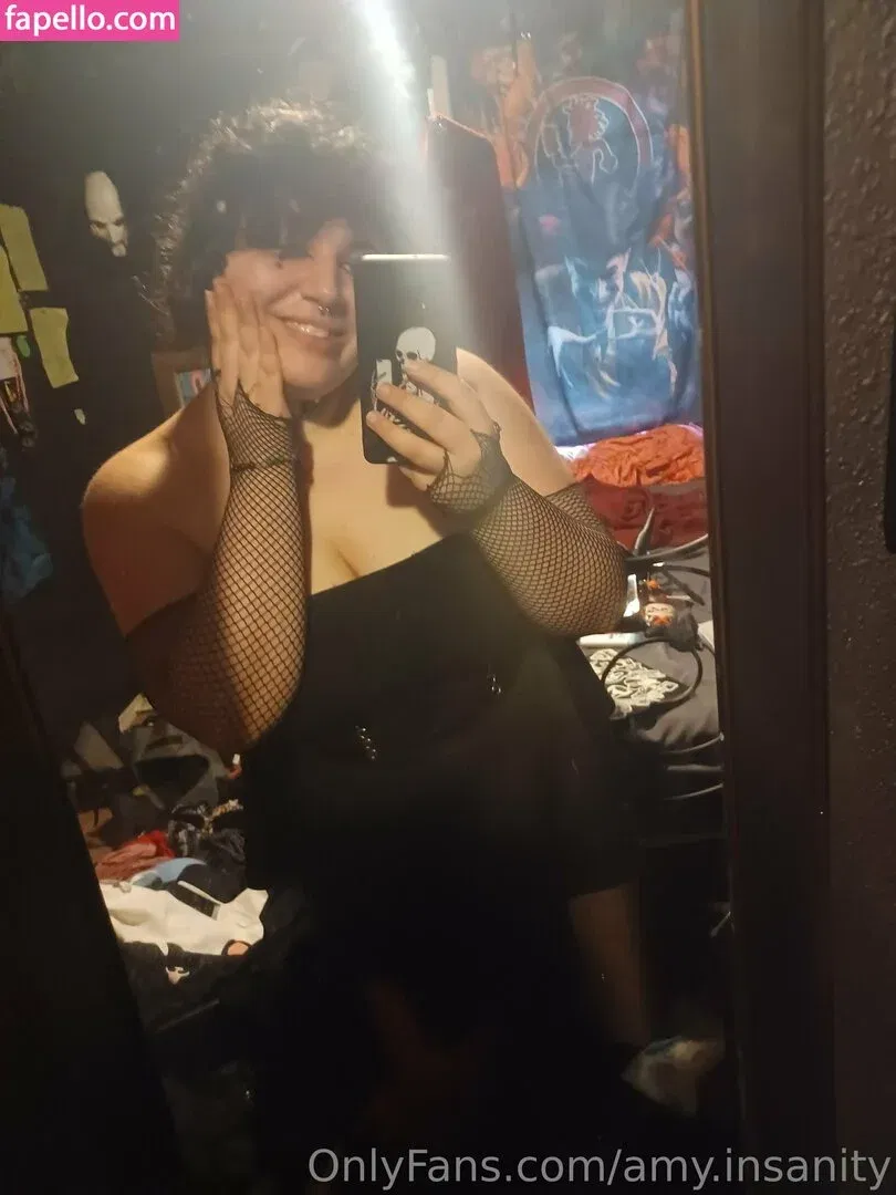 amy.insanity Onlyfans Photo Gallery 