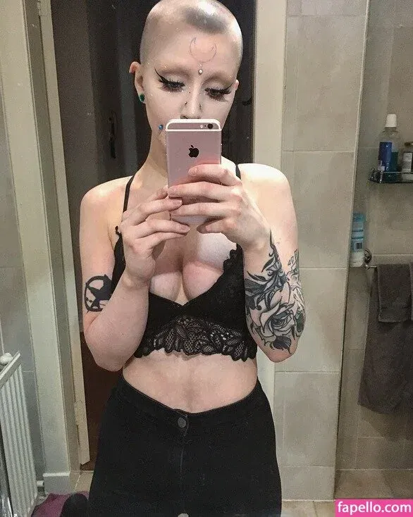 Sky3 Purd0n Onlyfans Photo Gallery 