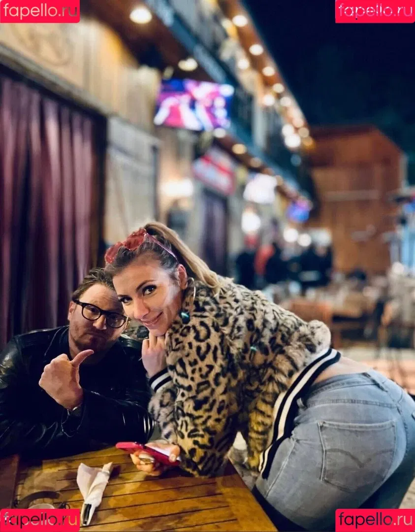 Annie Lederman Onlyfans Photo Gallery 