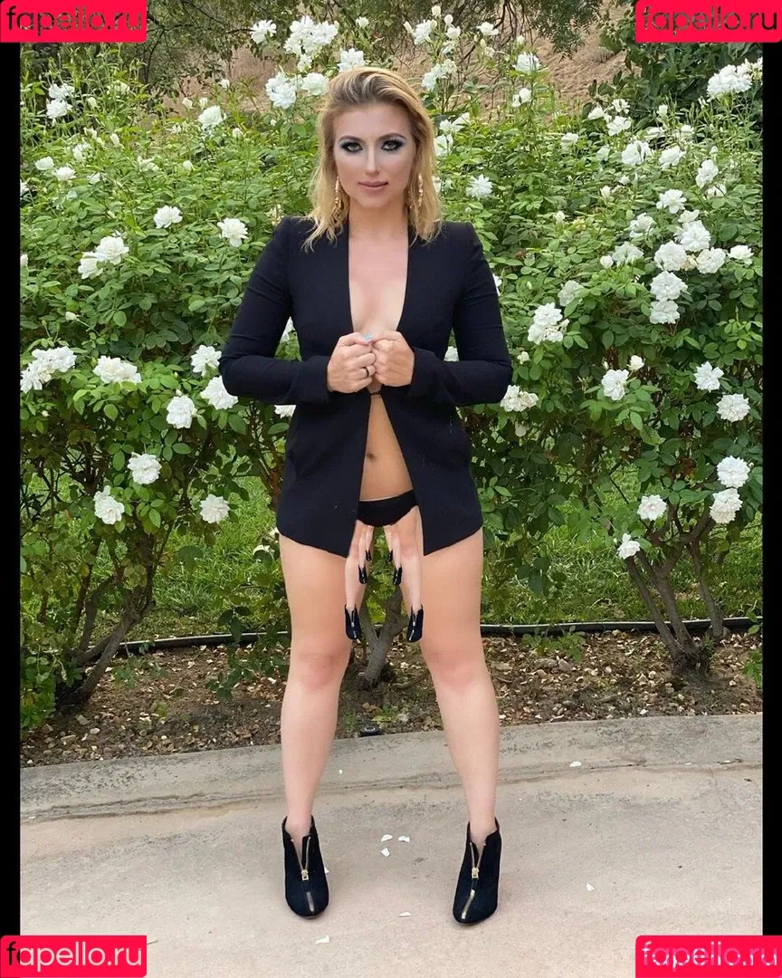 Annie Lederman Onlyfans Photo Gallery 
