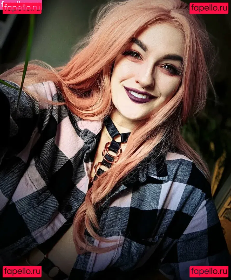 Nika Howard Onlyfans Photo Gallery 