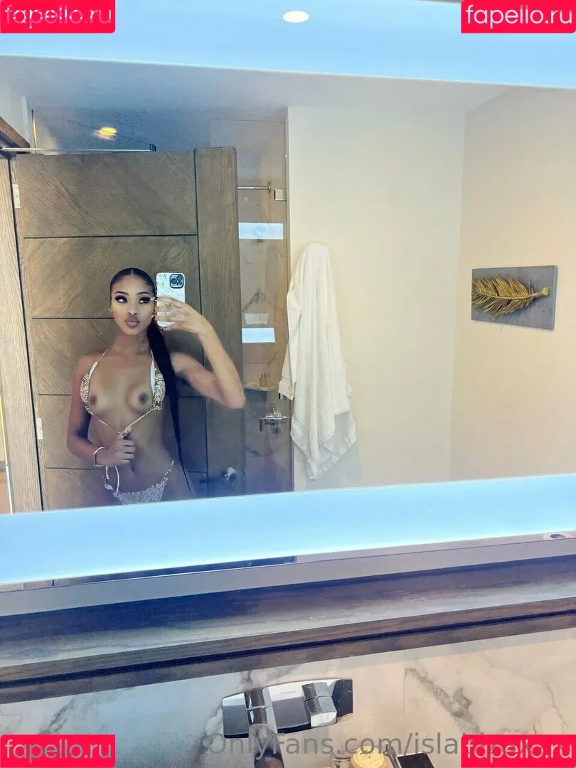 Isla Biza Onlyfans Photo Gallery 