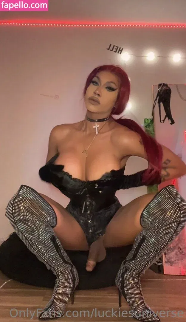 luckiesuniverse Onlyfans Photo Gallery 