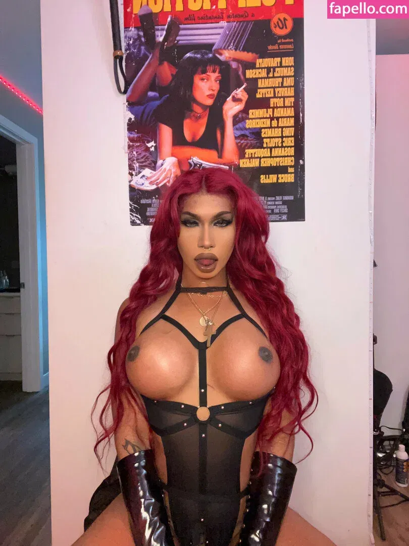 luckiesuniverse Onlyfans Photo Gallery 