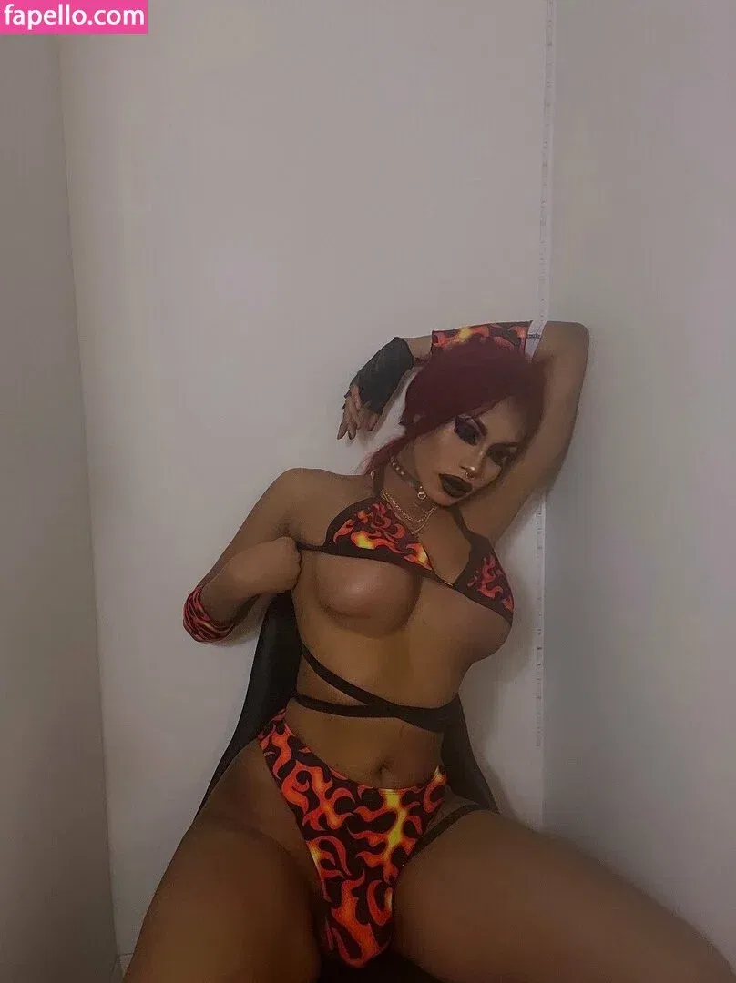 luckiesuniverse Onlyfans Photo Gallery 
